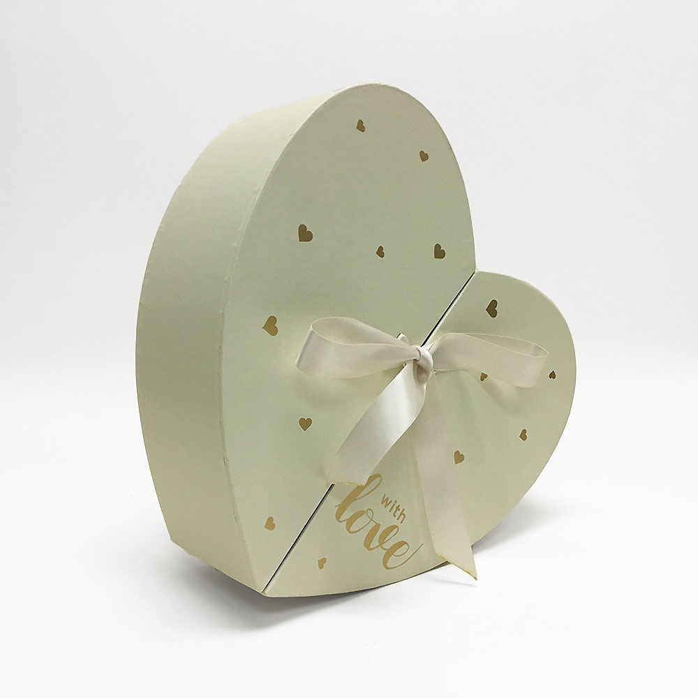 Ivory Nested Heart Shape Flower Box