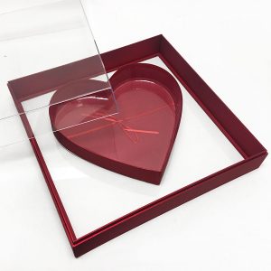 X Large Red Transparent Hard Plastic Square Flower Box With Heart Shape In The Middle