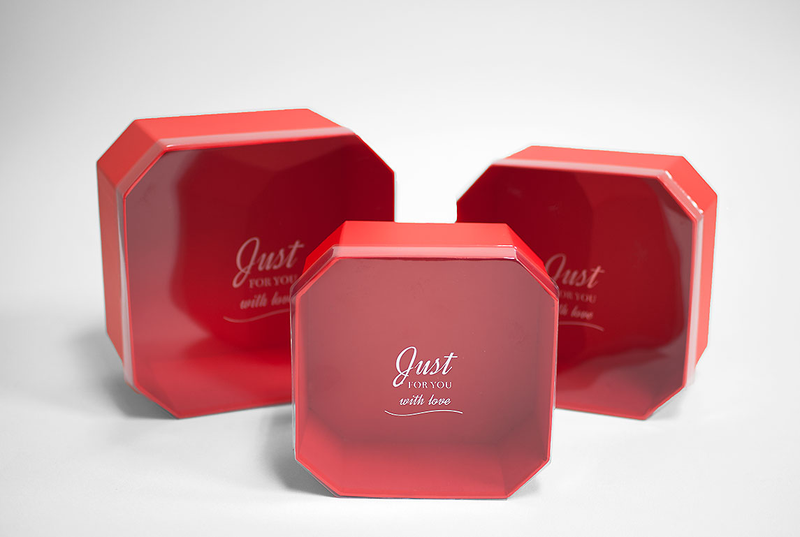 Red Set of 3 Square Flower boxes with Window