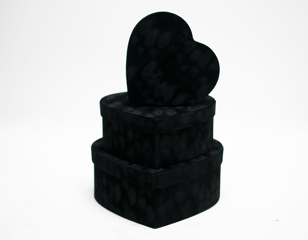 w7233b-web Black Velvet Set of 3 Heart Shape Flower Boxes