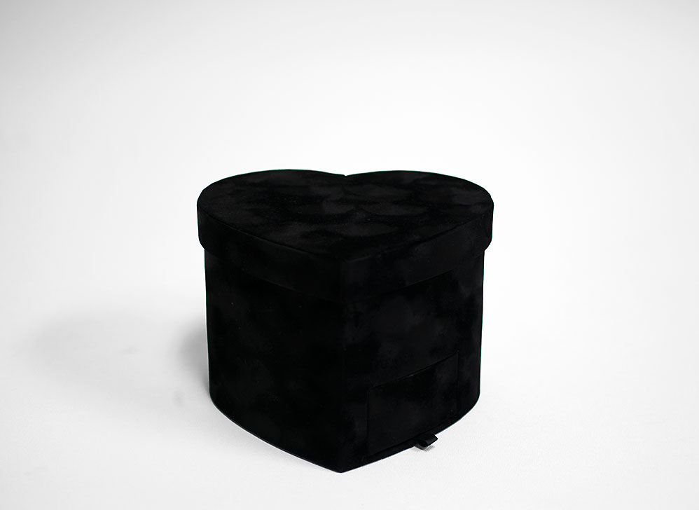 w7800 Black Velvet Heart Shaped Box with Drawer w7800 Black Velvet Heart Shaped Box with Drawer