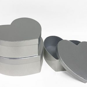 w6901-silver-striped-set-of-3-heart-shape-flower-boxes