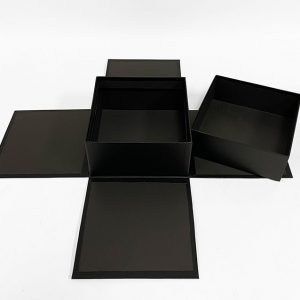 w7195-black-square-surprise-box-with-double-layer-square-containers