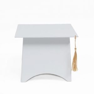 w5270-white-graduation-cap-flower-box