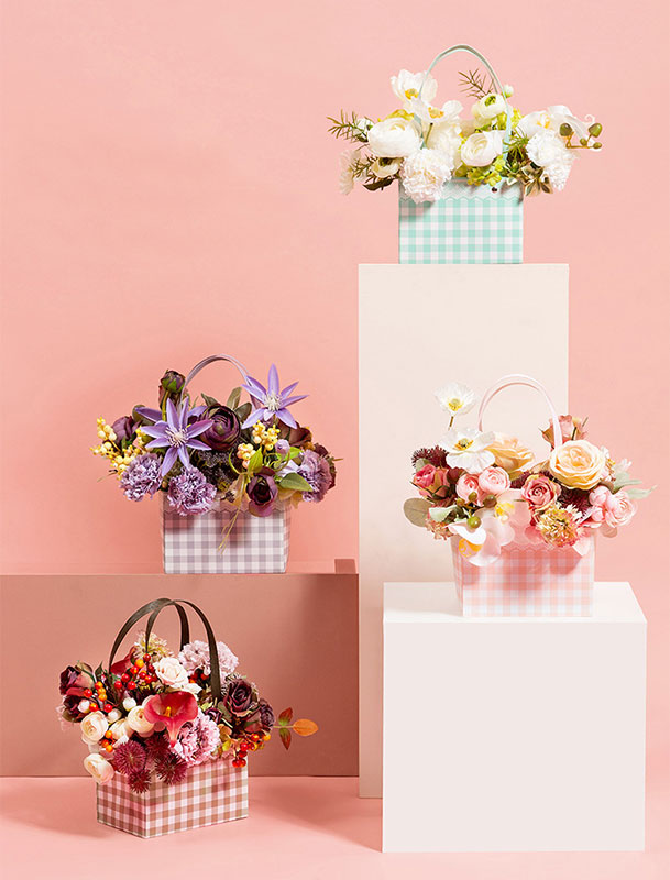 Black Rectangle Plaid Small Bags (Pack of 4 black)